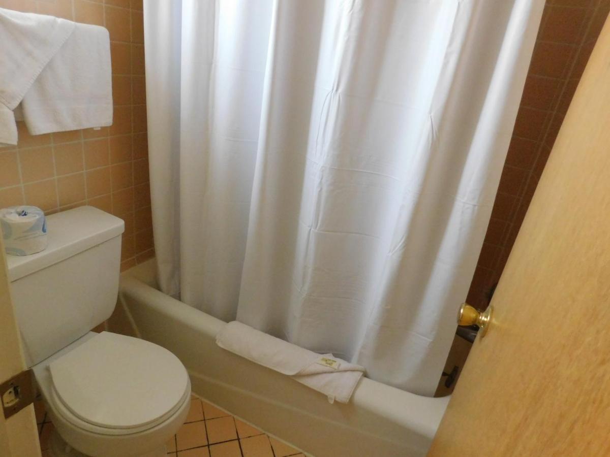 Royal Host Motel Лас-Крусес Экстерьер фото