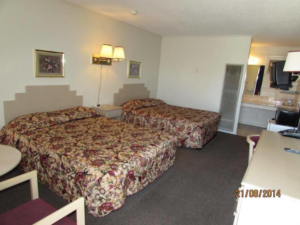 Royal Host Motel Лас-Крусес Экстерьер фото
